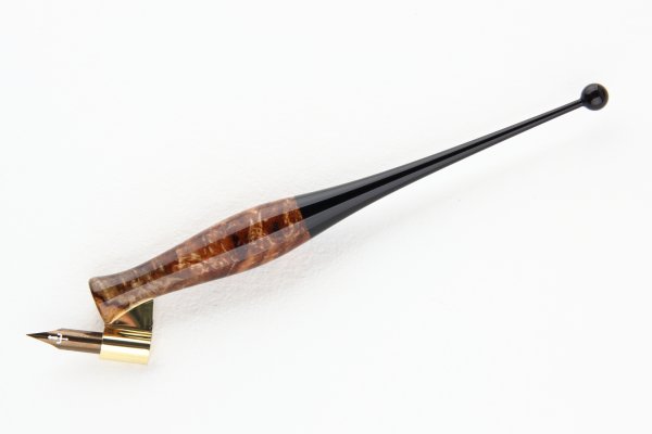 Oblique pen holder made of stabilized Alder Burl and Gabon Ebony wood